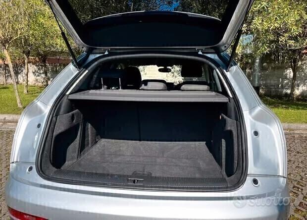 Audi Q3 2.0 TDI 177 CV quattro S tronic