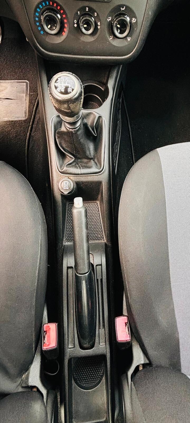 Punto 1.2 8v 5 porte lounge
