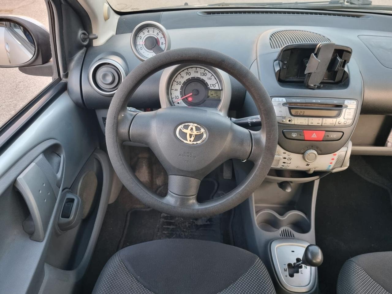 Toyota Aygo 1.0 12V VVT-i 5 porte Sol