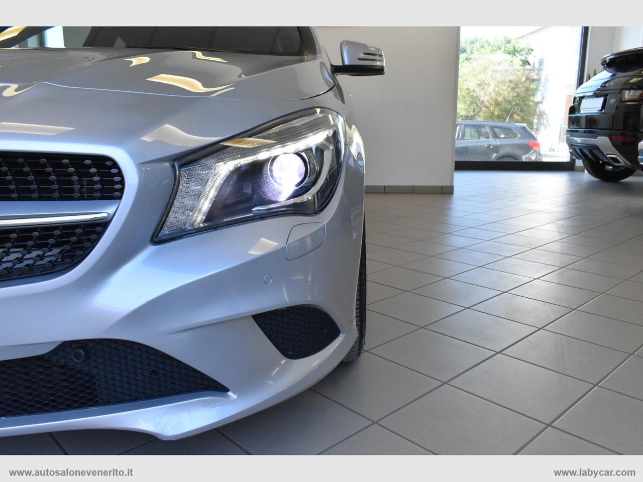 MERCEDES-BENZ CLA 200 d Automatic Premium Dark Night