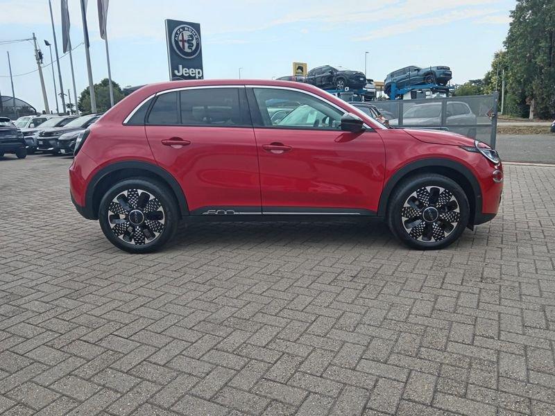 FIAT 600 1.2 Hybrid 110cv La Prima