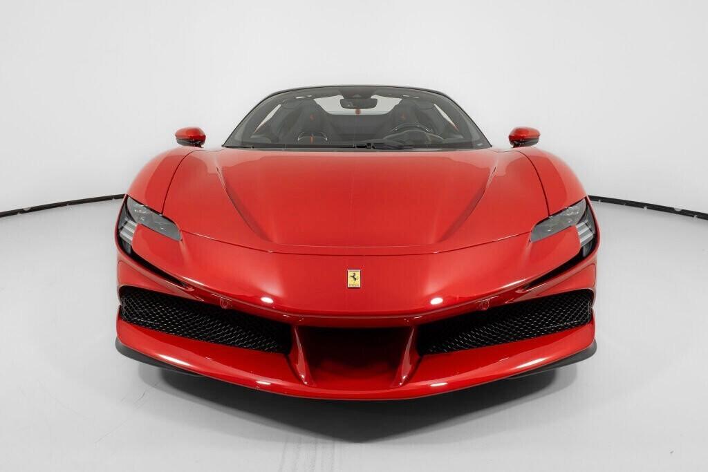 Ferrari SF90 Spyder NOLEGGIO LUNGO TERMINE - LEASING FULL INCLUSIVE