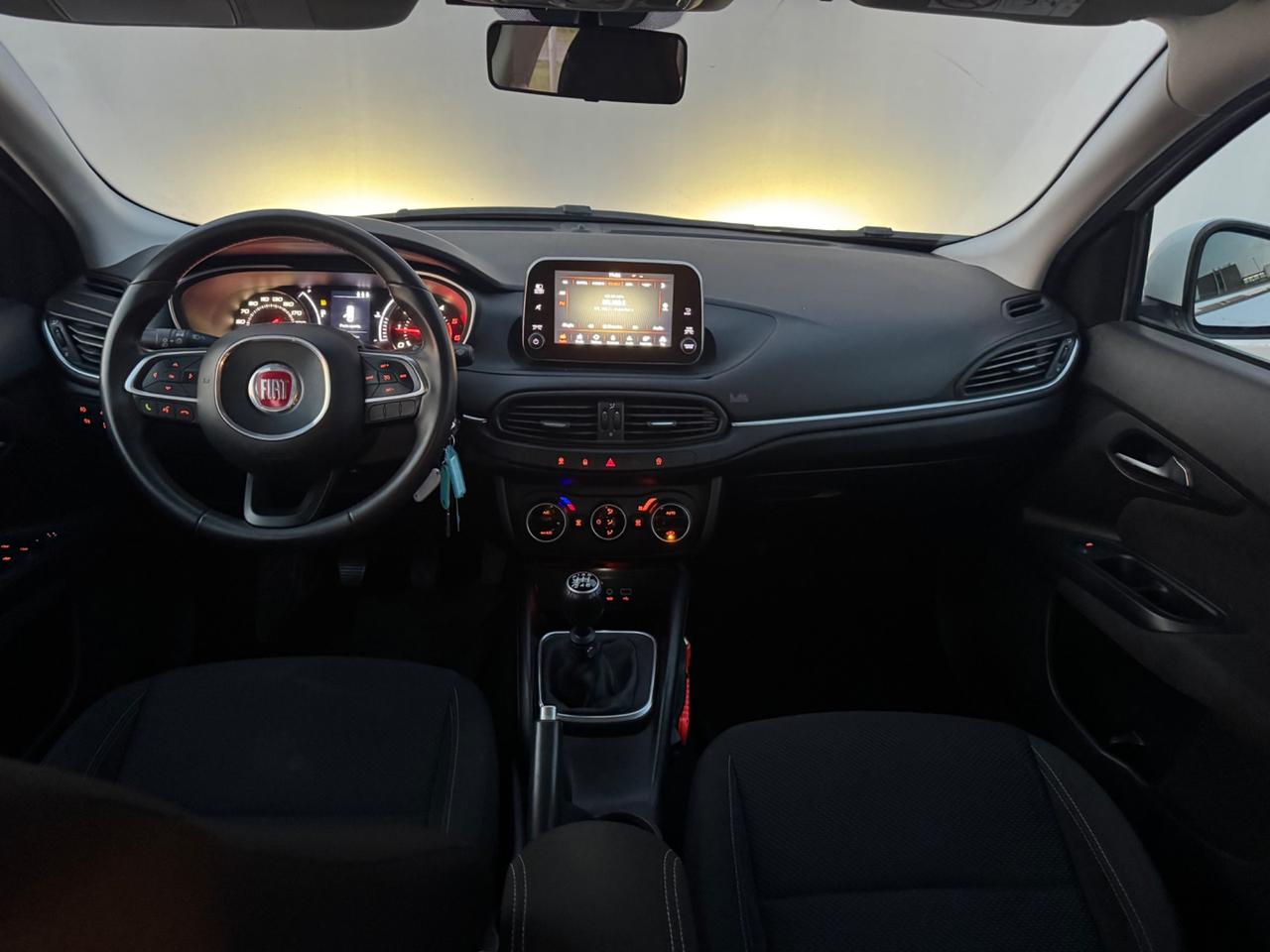 FIAT TIPO 1.6 MJT LOUNGE