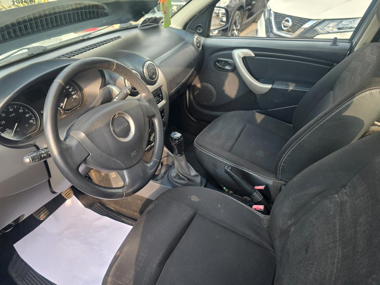 Dacia Sandero 1.5 dCi 75CV Embleme