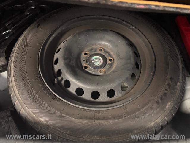 NISSAN Qashqai 2.0 dCi DPF Acenta