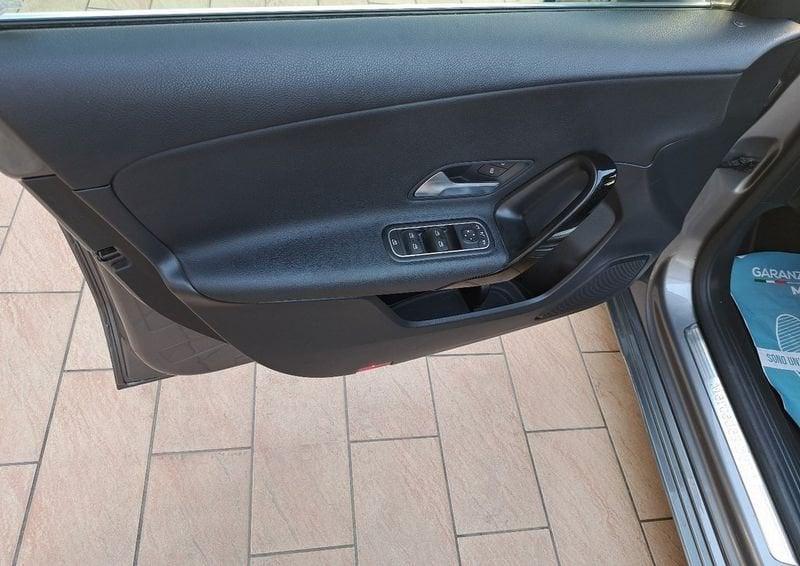 Mercedes-Benz Classe A A 180 d Automatic 4p. Sport