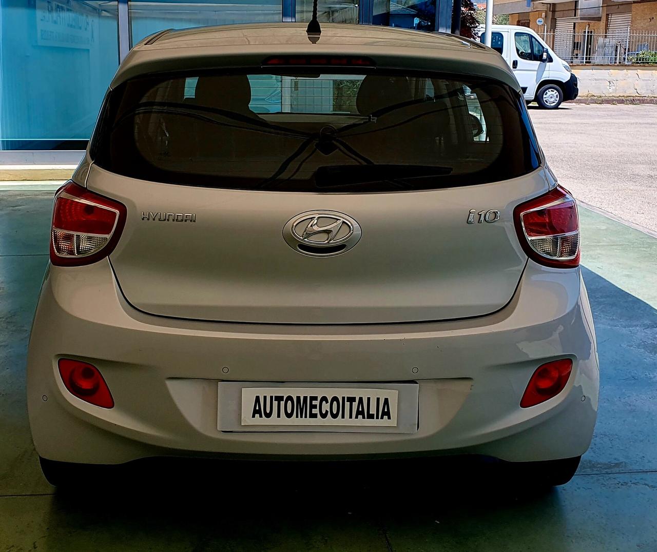 Hyundai i10 1.0 BENZ. - 2015 - KM. 101.000