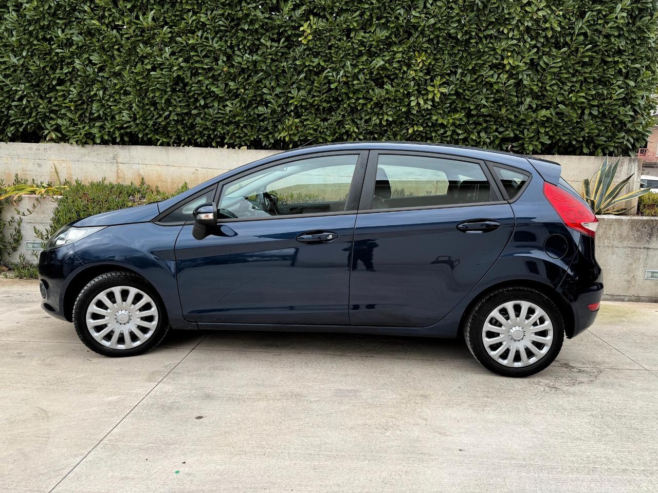 Ford Fiesta 1.4 TDCi 70CV 5 porte Titanium