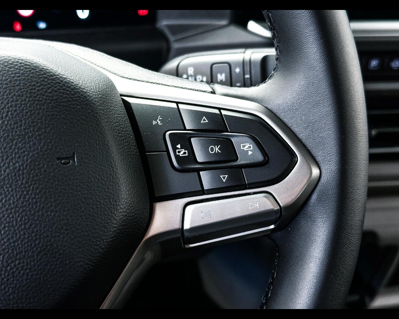 VOLKSWAGEN Caravelle 7ª '25-> - Caravelle 2.0 TDI 150CV PC Life