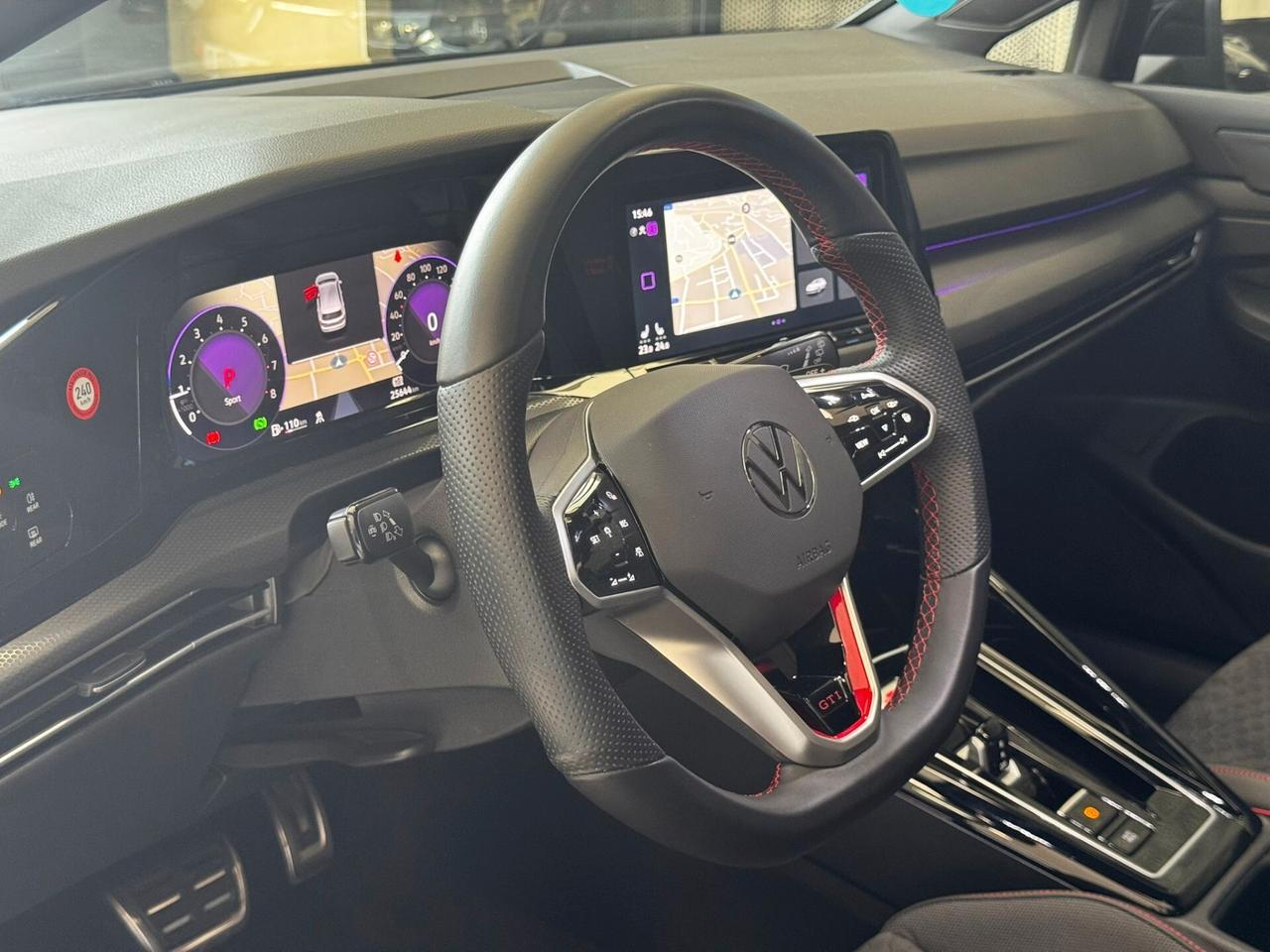 Volkswagen Golf GTI 2.0 TSI DSG