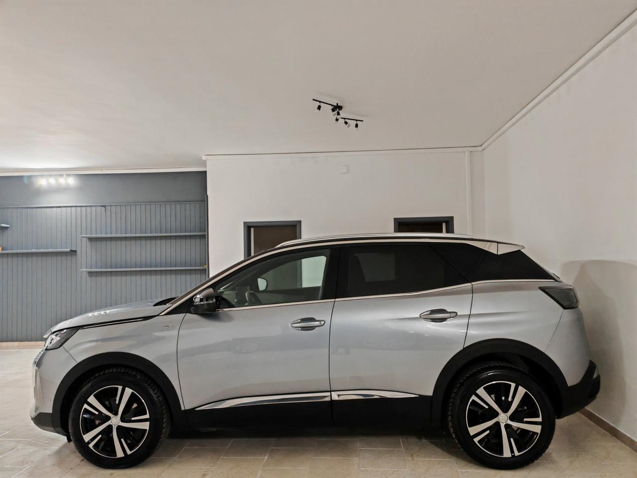 Peugeot 3008BlueHDi GT Pack navig cam 2022