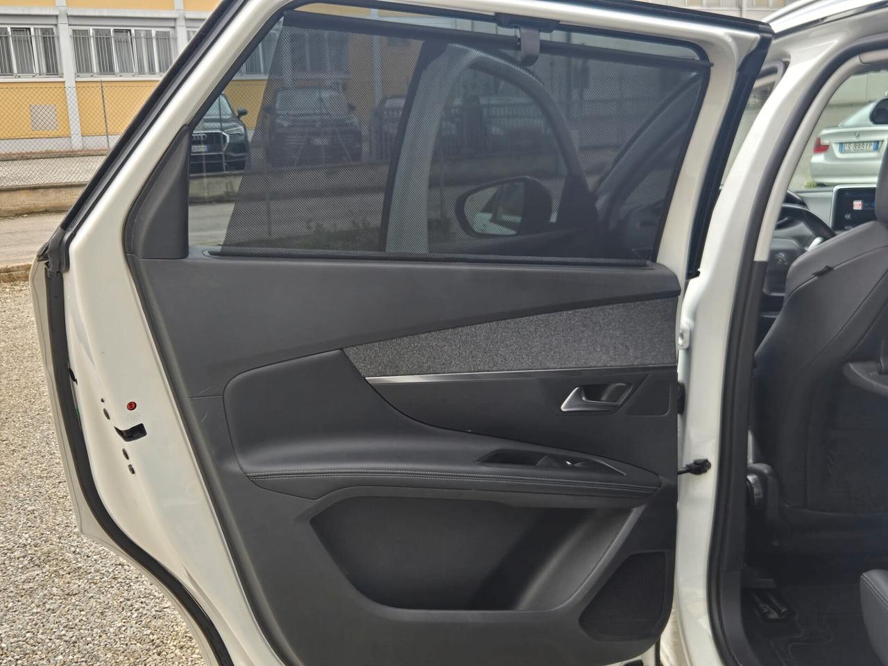 Peugeot 5008 BlueHDi 120 S&S Business