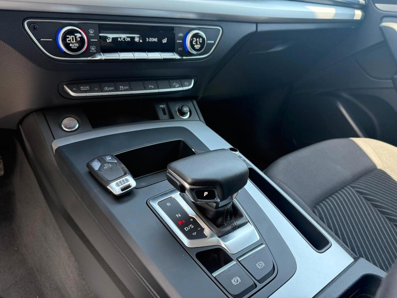 Audi Q5 35 TDI S tronic Business Advanced