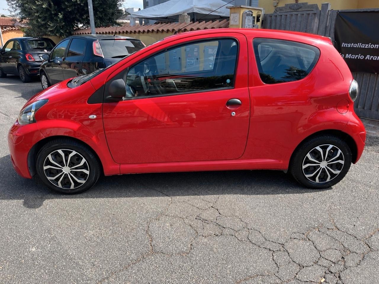 Toyota Aygo 1.0 12V VVT-i 3 porte Orange Connect