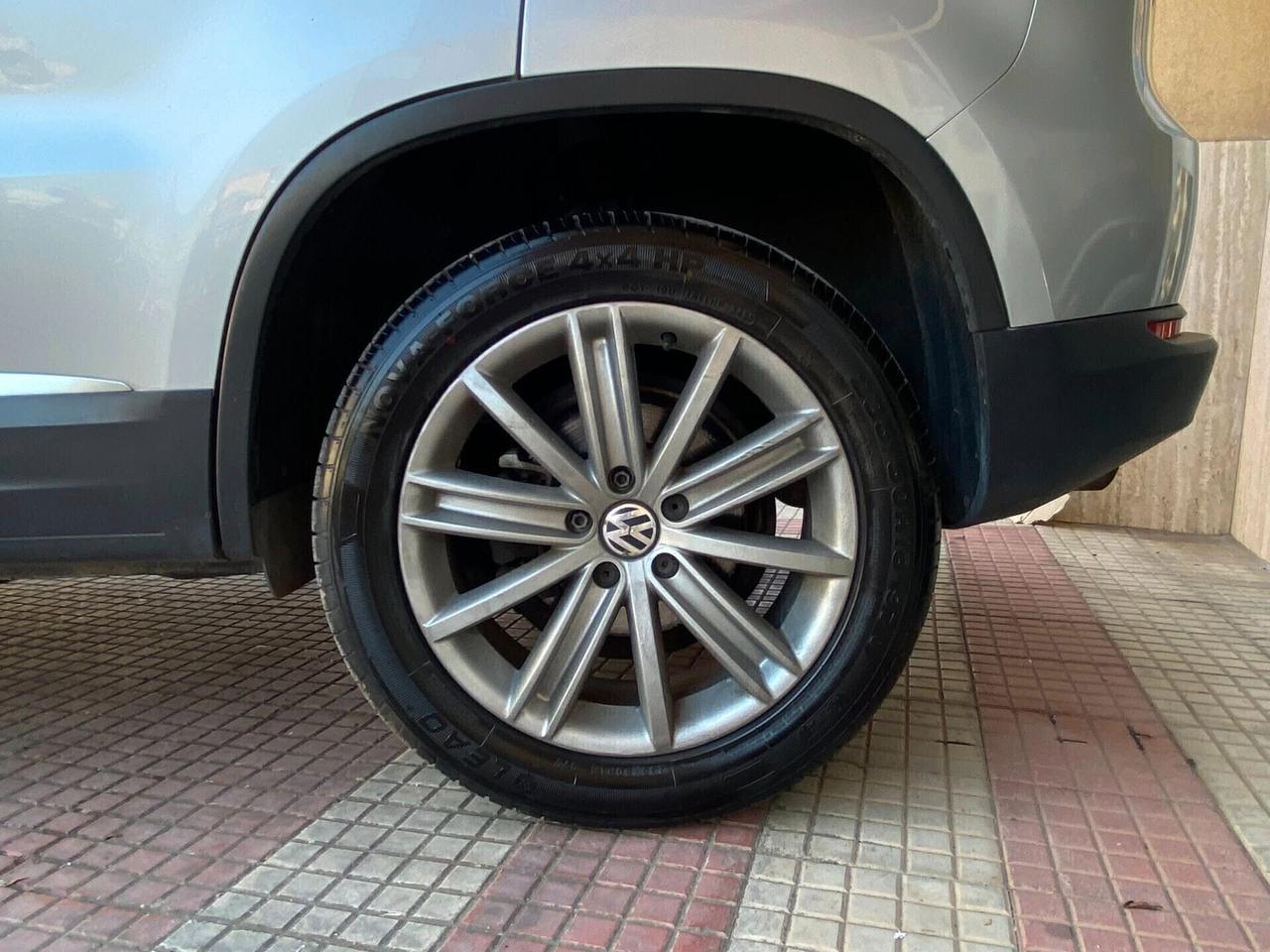 Volkswagen Tiguan 2.0 TDI 140 CV 4MOTION - 2012