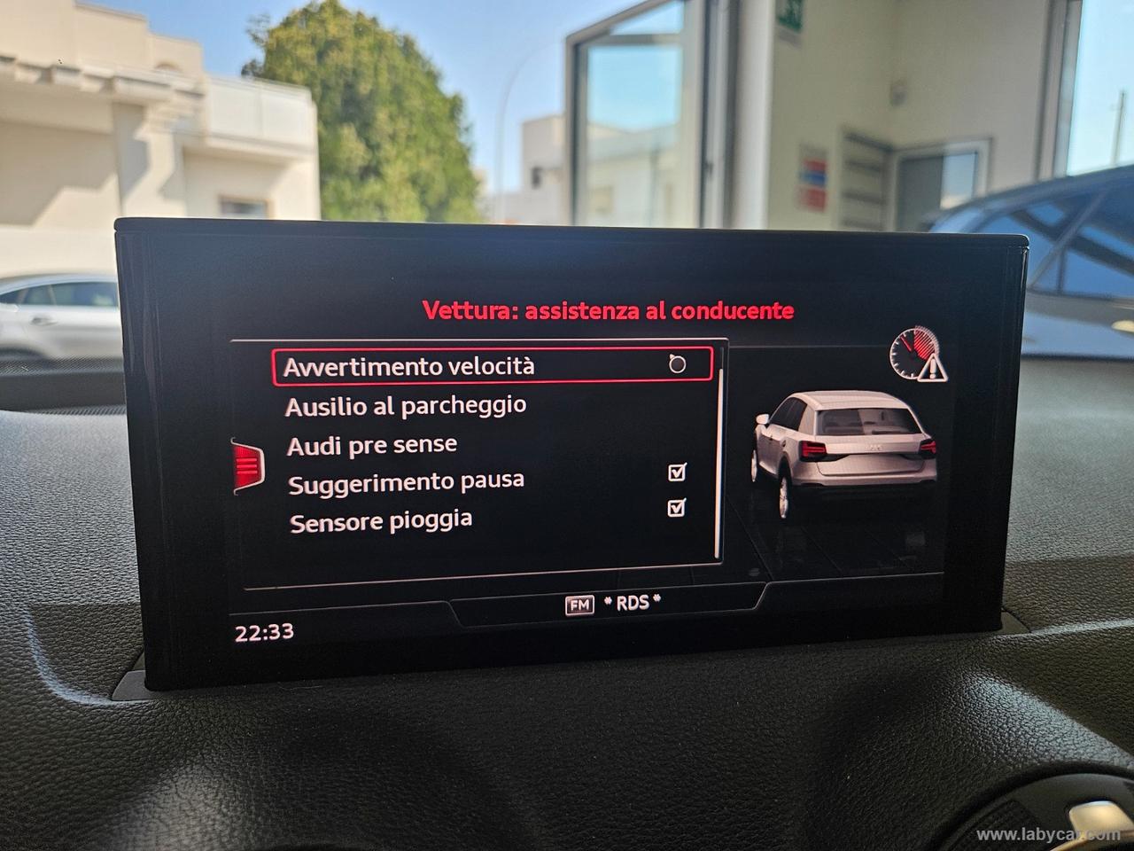 AUDI Q2 30 TDI S tronic Business
