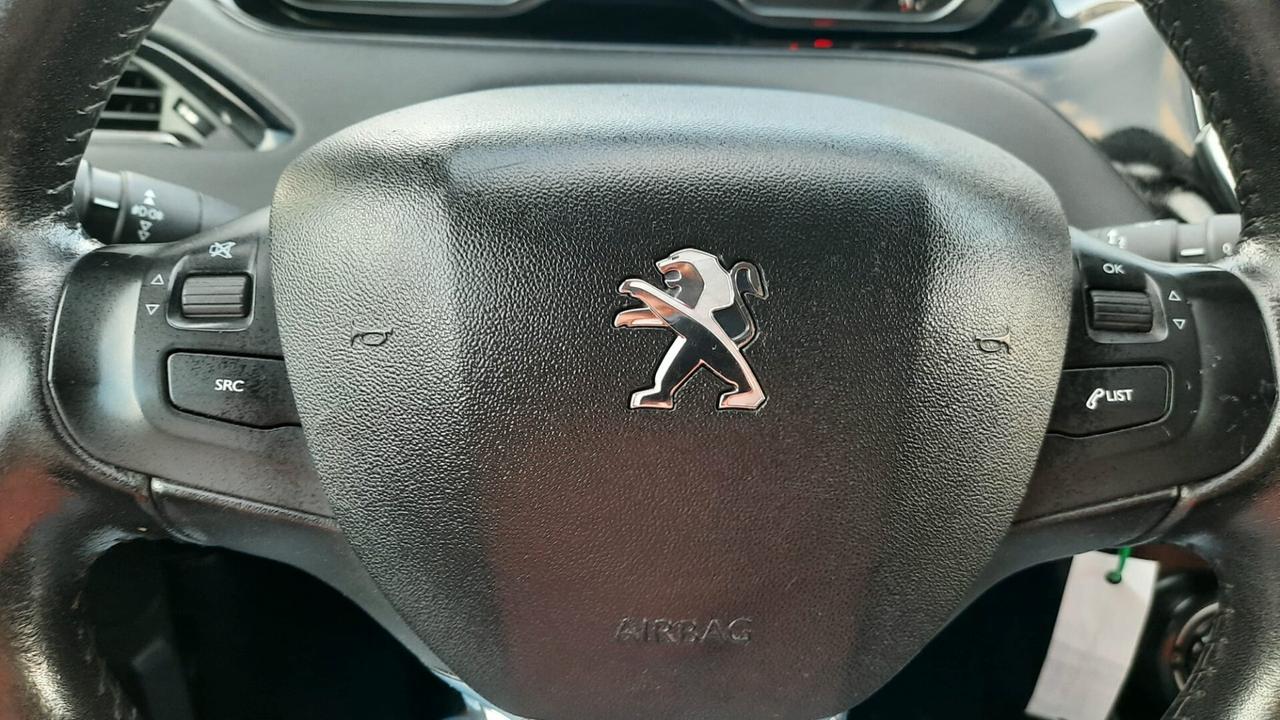 Peugeot 208 BlueHDi 75 5 porte Allure