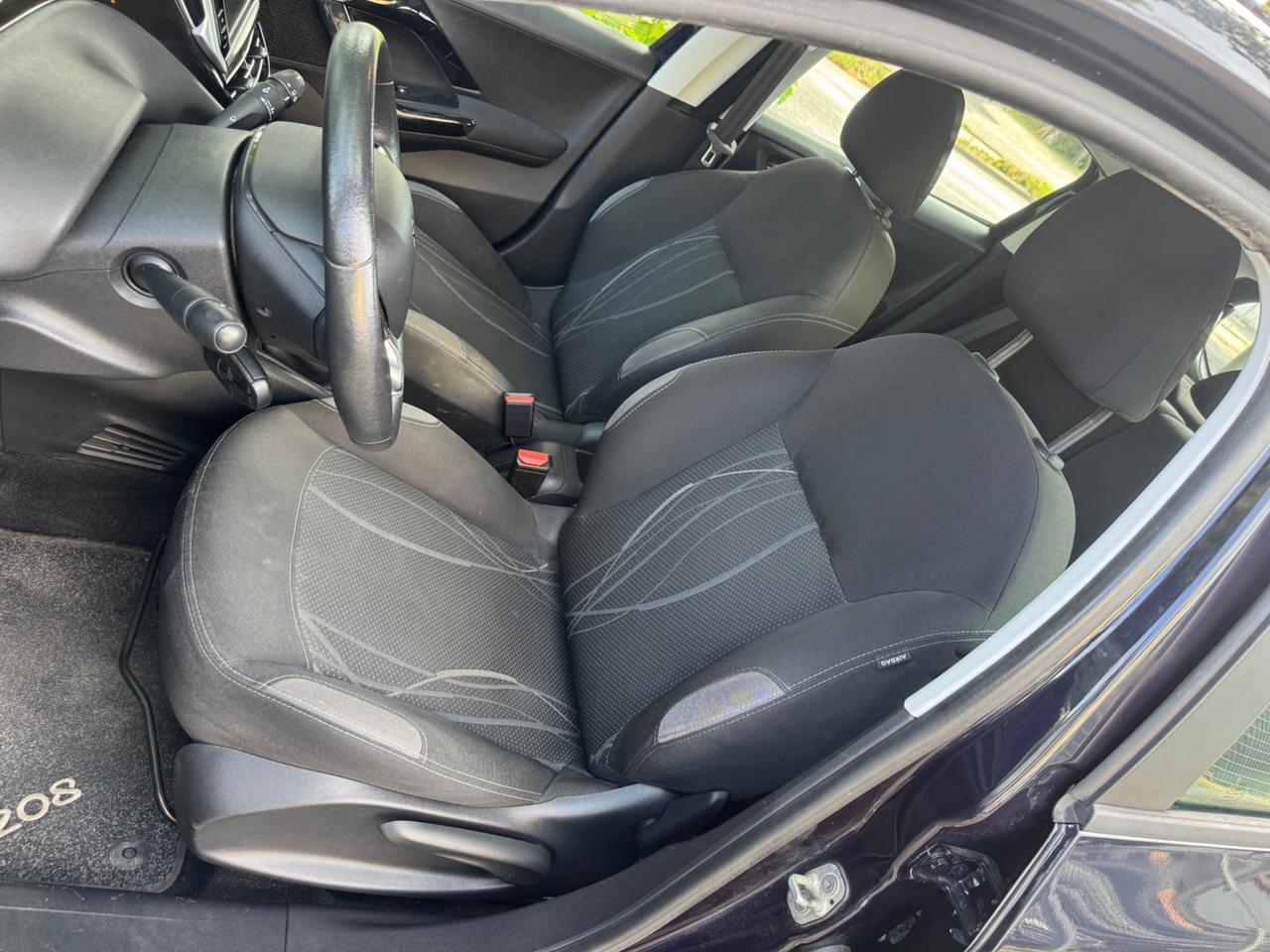 Peugeot 208 1.4 HDi 68 CV 5 p Allure garanzia 12 mesi