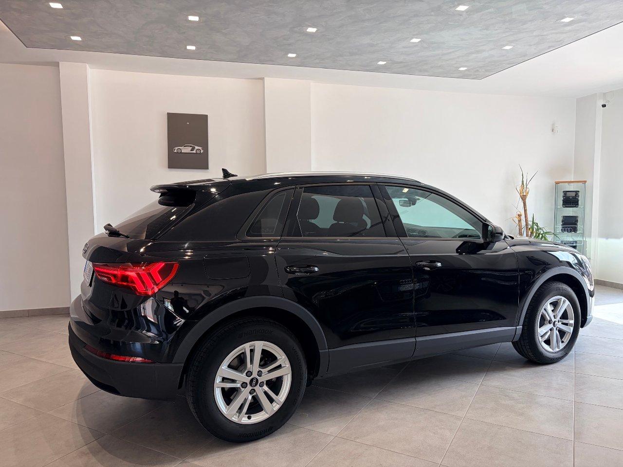 Audi Q3 35 TDI S tr 2 Anni di Garanzia Ufficiale