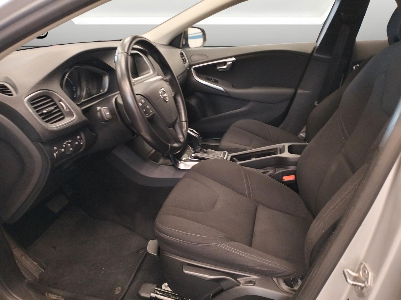 Volvo V40 D2 Geartronic Business