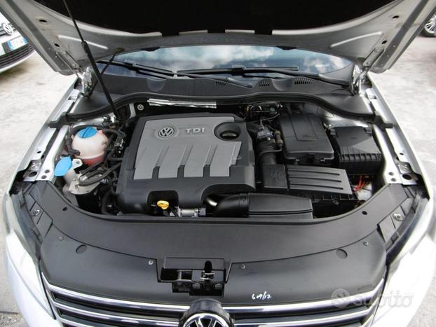 VOLKSWAGEN Golf 1.4 TGI 5p. Highline BlueMotion