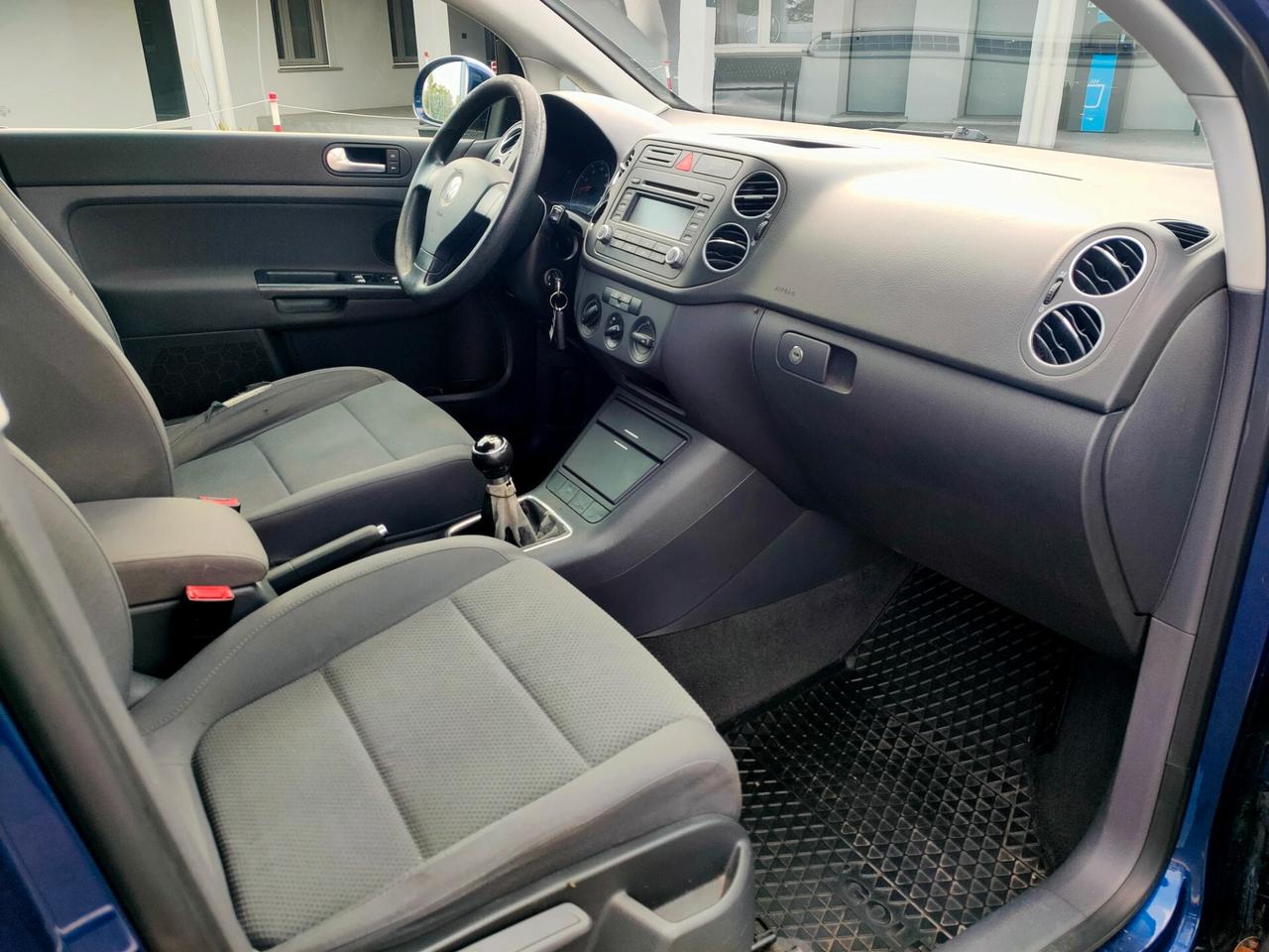 Volkswagen Golf Plus Golf 1.6 5p. Comfortline unico proprietario neopatentati