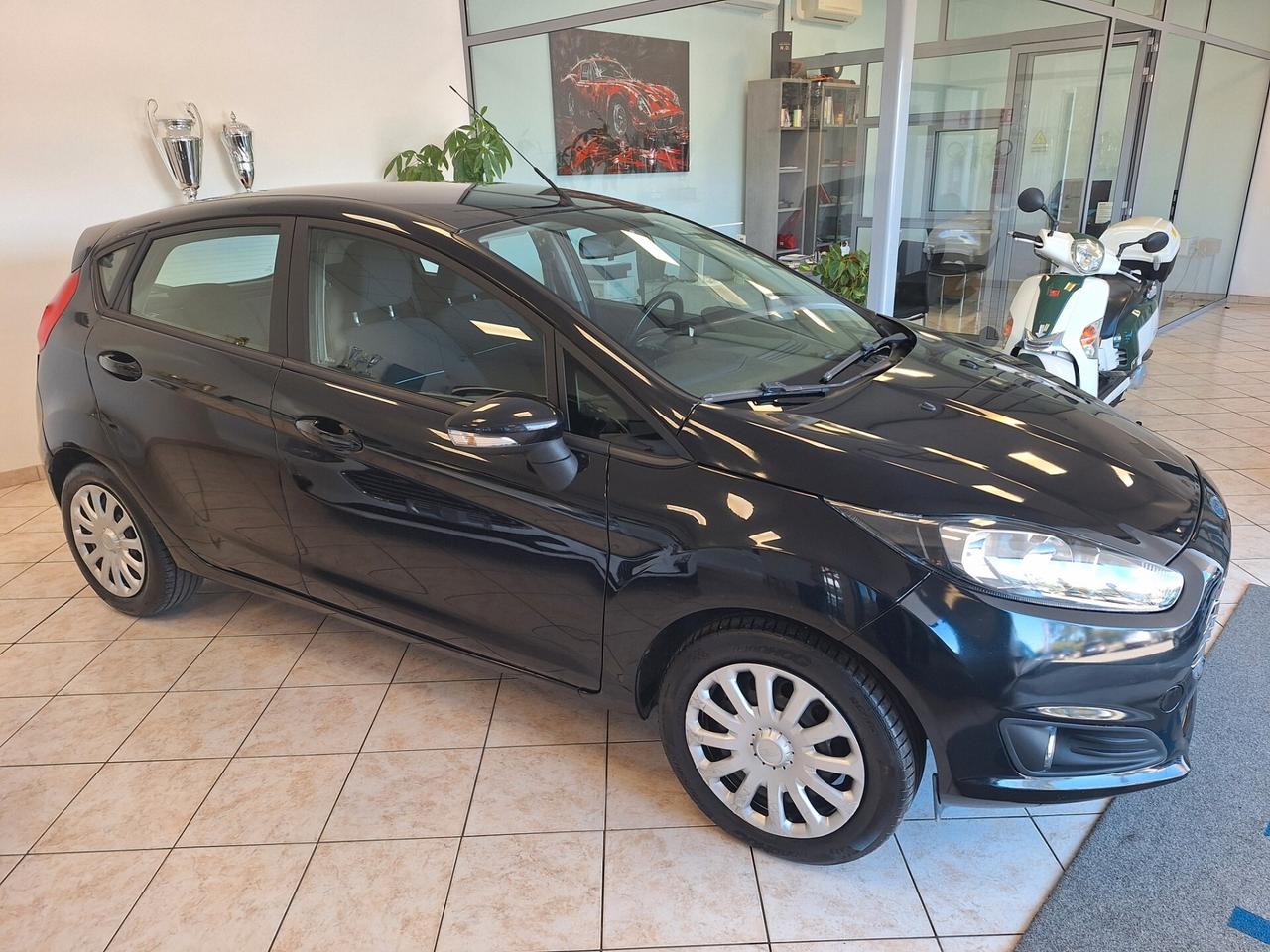 Ford Fiesta 1.5 TDCi 75CV 5 porte Business