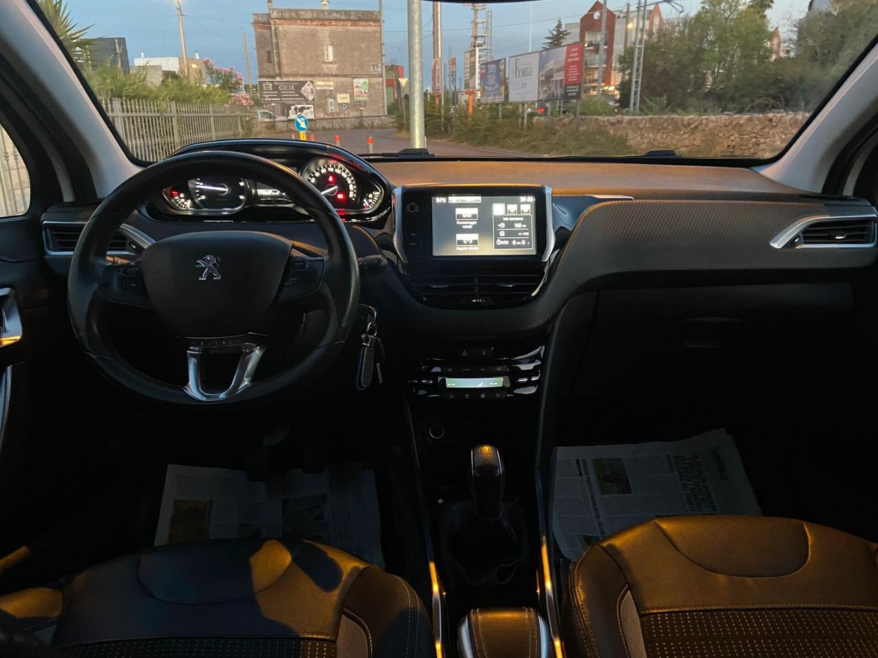 Peugeot 2008 1.6 e-HDi 115 CV Stop&Start Allure