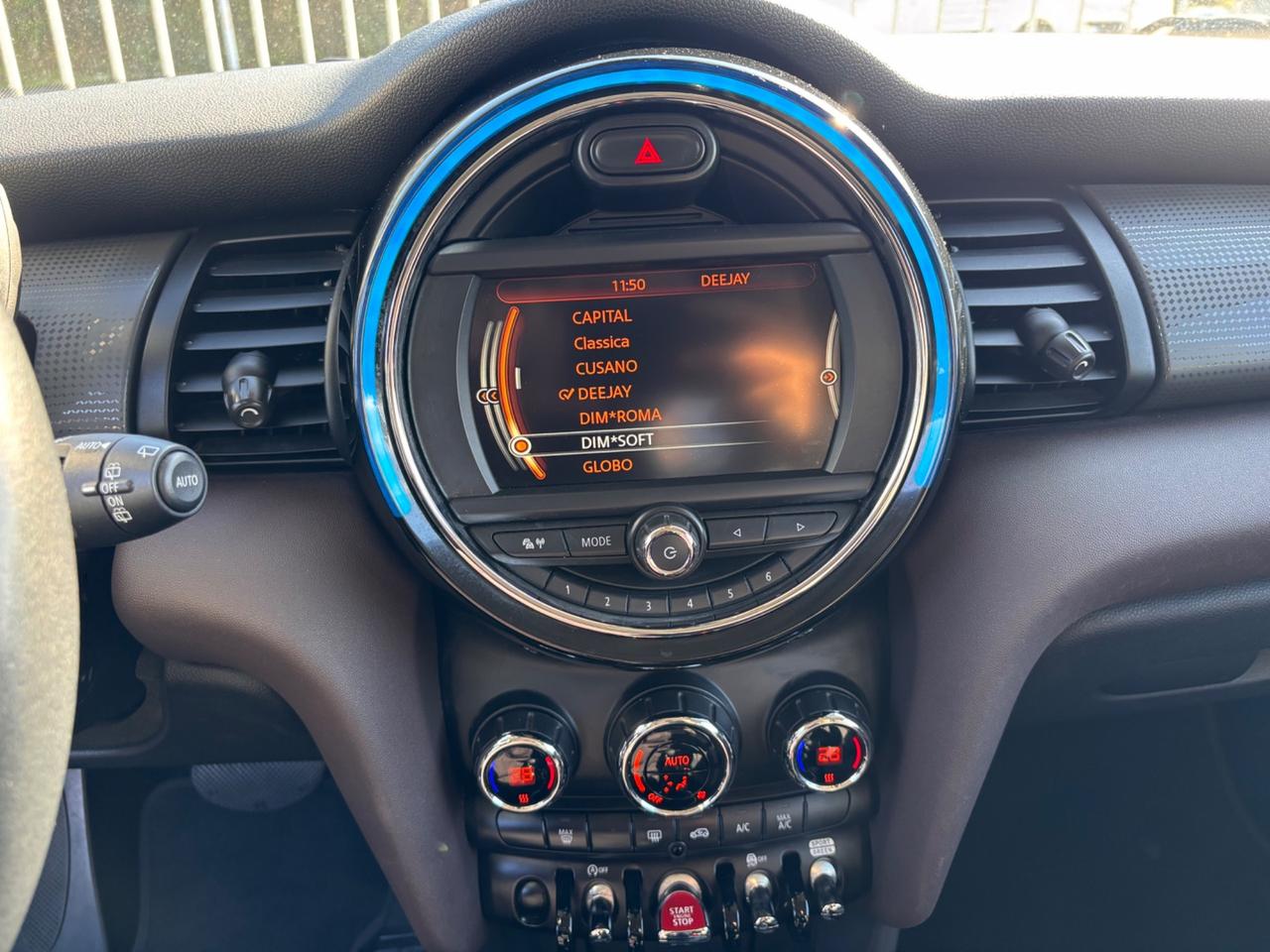 Mini 1.5 Cooper D 5 porte -99.000km