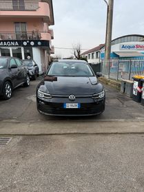 Volkswagen Golf 1.0 eTSI EVO DSG Life NESSUN VINCOLO
