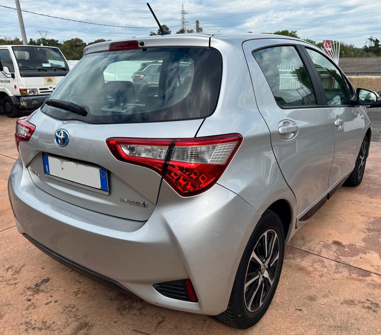 Toyota Yaris 1.5 Hybrid 5 porte Active