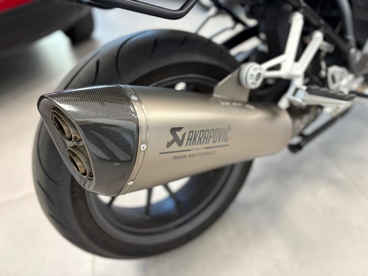Bmw R 1250 Triple Black 2023 km 15000 AKRAPOVIC
