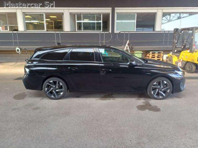 PEUGEOT 308 SW ALLURE PACK HYBRID 180 E-EAT8 SeS - GK067RC