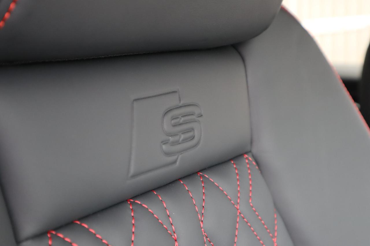 Audi Q4 Etron 50 QUATTRO 300CV S-LINE MATRIX POMPA DI CALORE SONOS