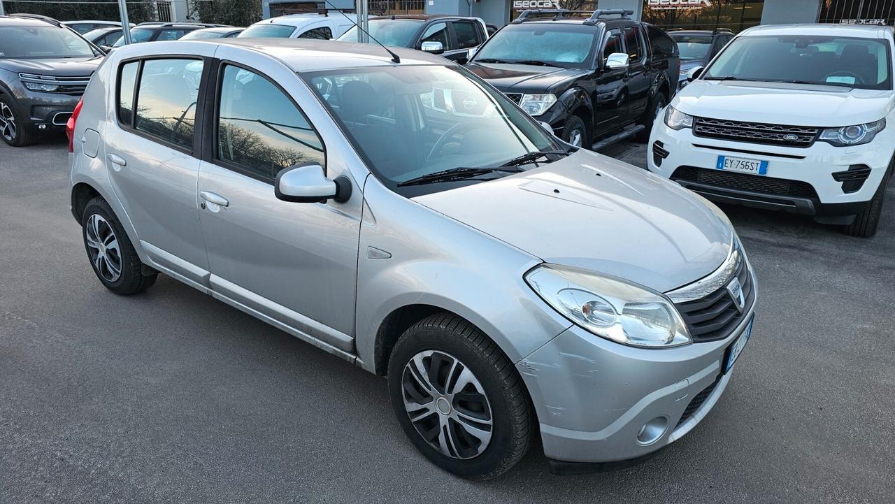 Dacia Sandero 1.4 8V GPL per NEOPATENTATI