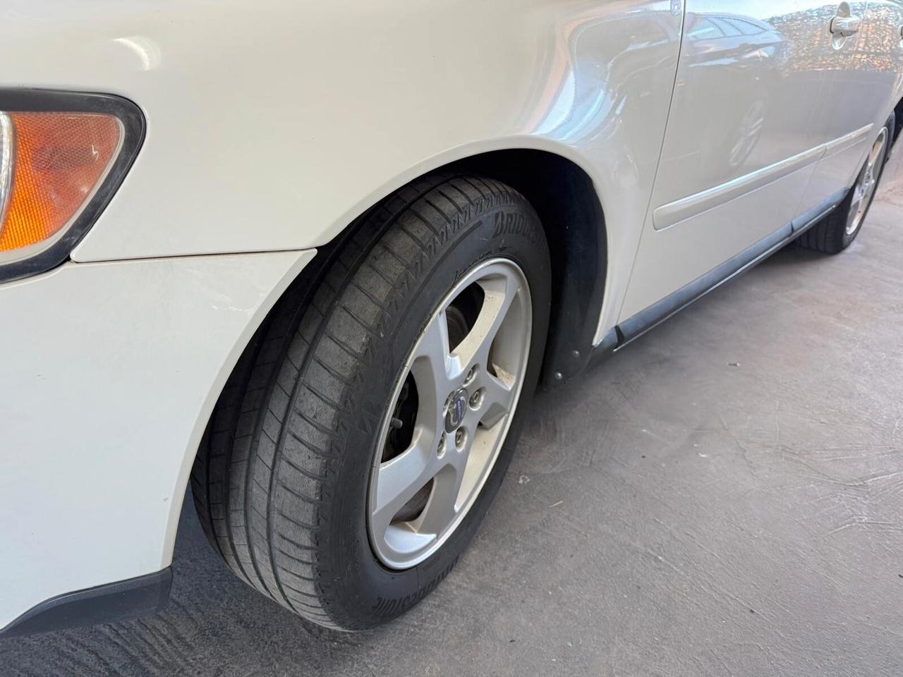 Volvo S40 D2 Momentum 1.6 d 110CV