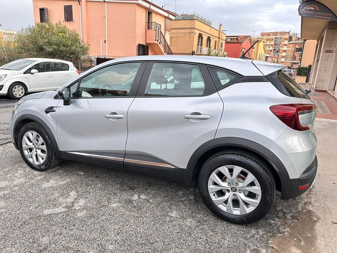 Renault Captur TCe 12V 100 CV GPL Zen