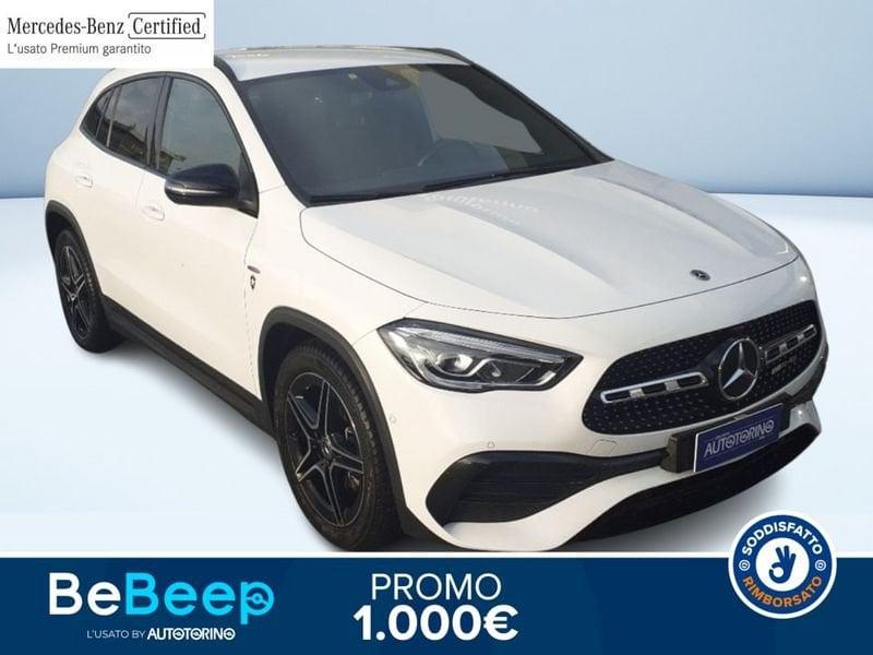 Mercedes-Benz GLA 200 D PREMIUM 4MATIC AUTO