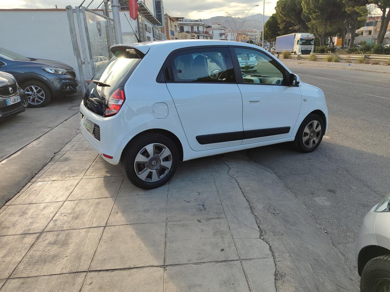 Renault Twingo TCe 90 CV EDC Intens