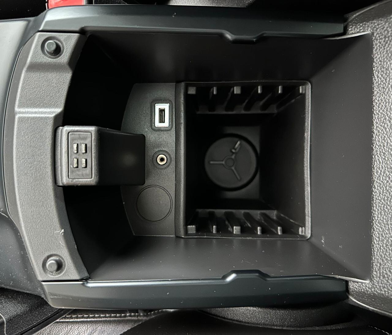 Ford Kuga 2.0 TDCI 140 CV 4WD Titanium