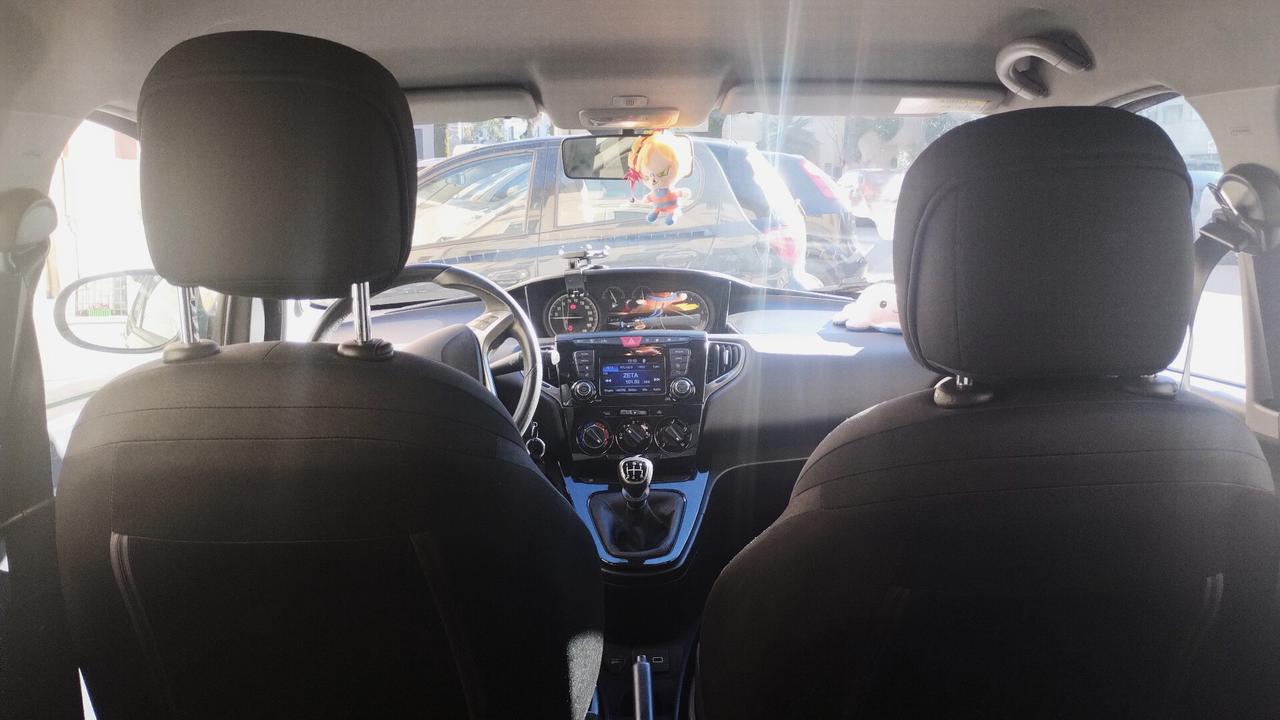 Lancia Ypsilon 1.2 69 CV 5 porte GPL Ecochic Gold