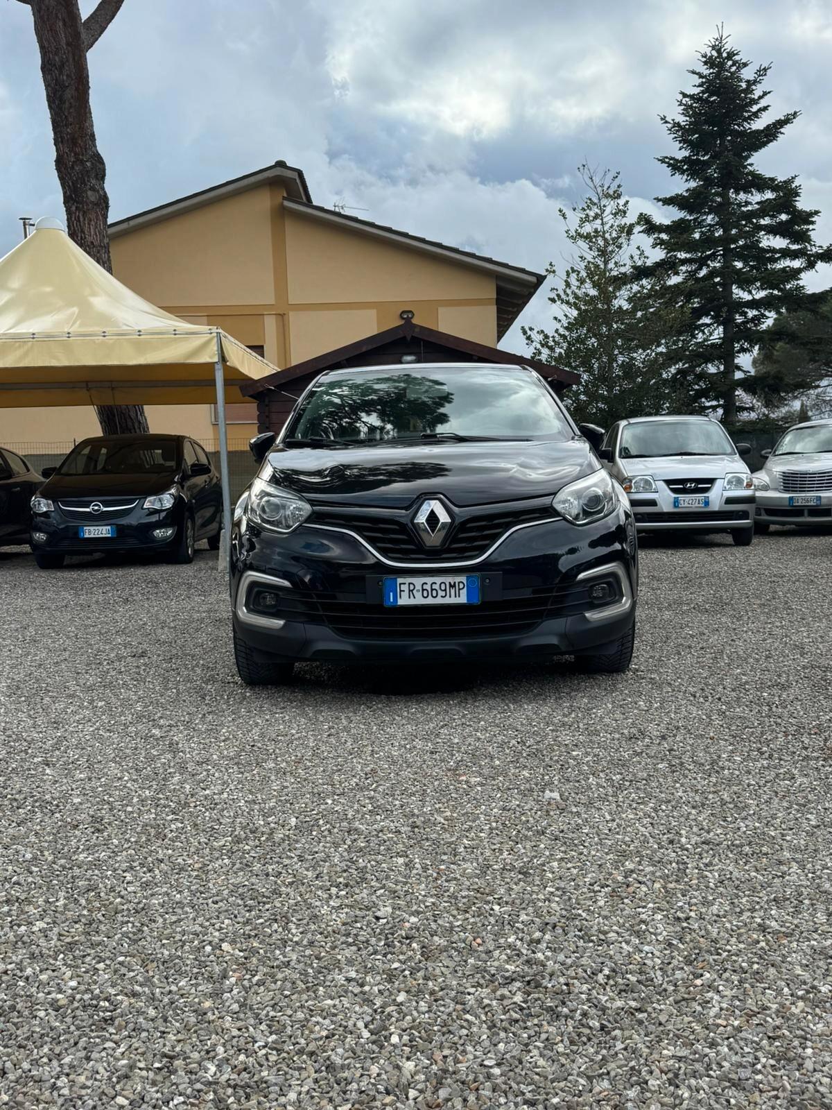 Renault Captur dCi 8V 110 CV Start&Stop GANCIO DI TRAINO !!