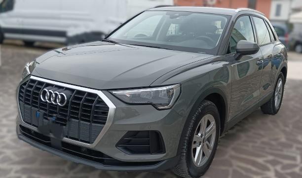 Audi Q3 35 1.5 tfsi mhev Business s-tronic