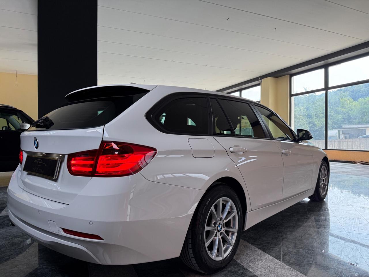 Bmw 316 316d Touring Luxury 2.0 OK NEOPATENTATI