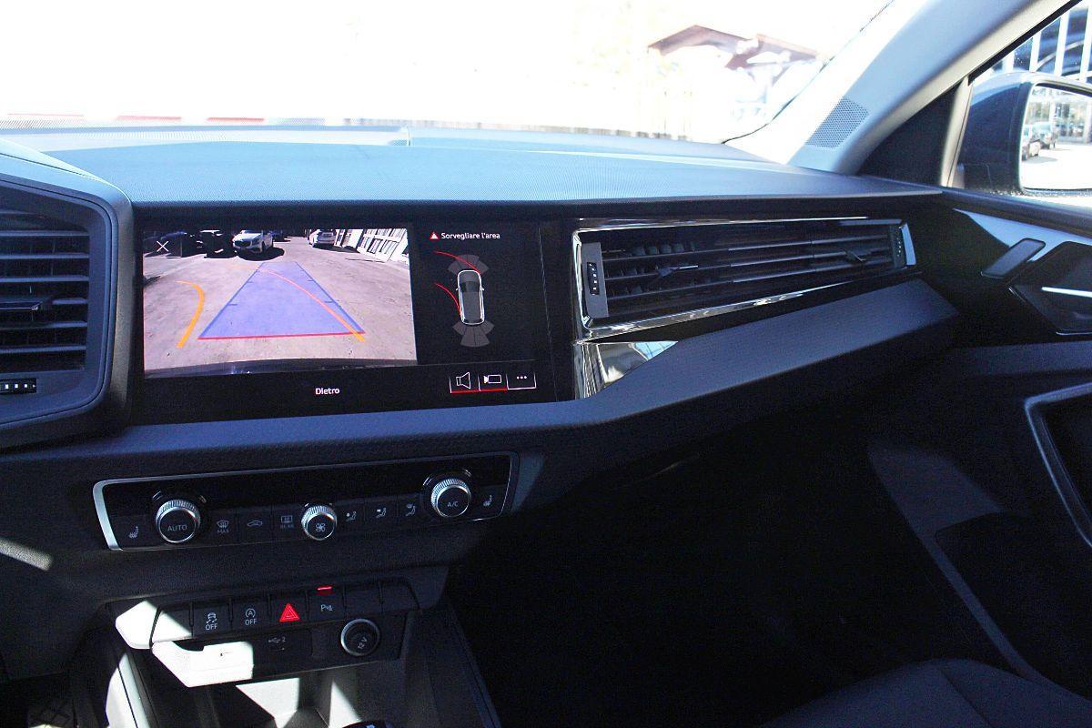 AUDI - A1 Sportback - A1 allstreet 25 TFSI Admired