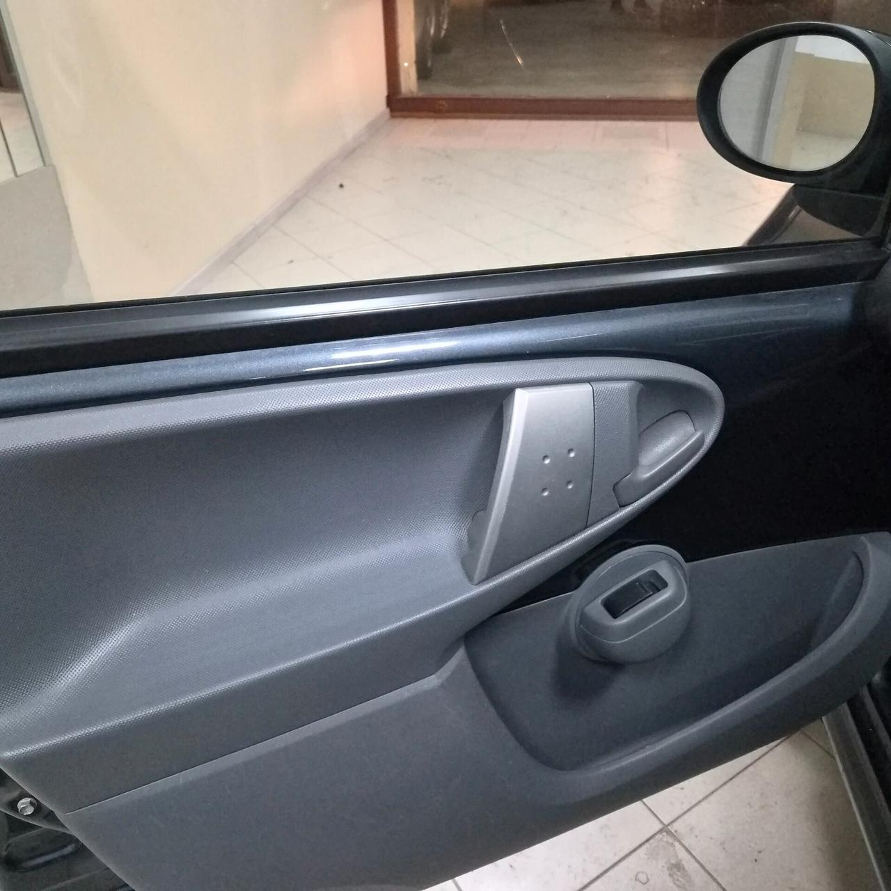 Citroen C1 1.0 3 porte airdream CMP-5 Amici