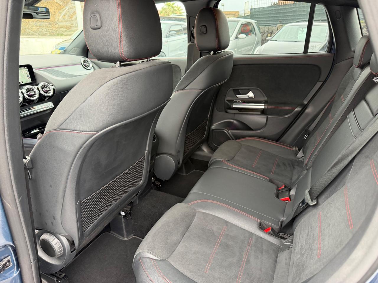 Mercedes-benz GLA 200 d Automatic Premium IVA ESPOSTA