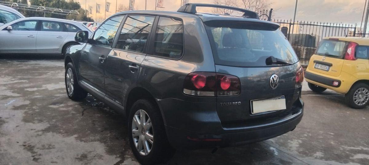 VOLKSWAGEN Touareg R5 TDI DPF tiptronic Style