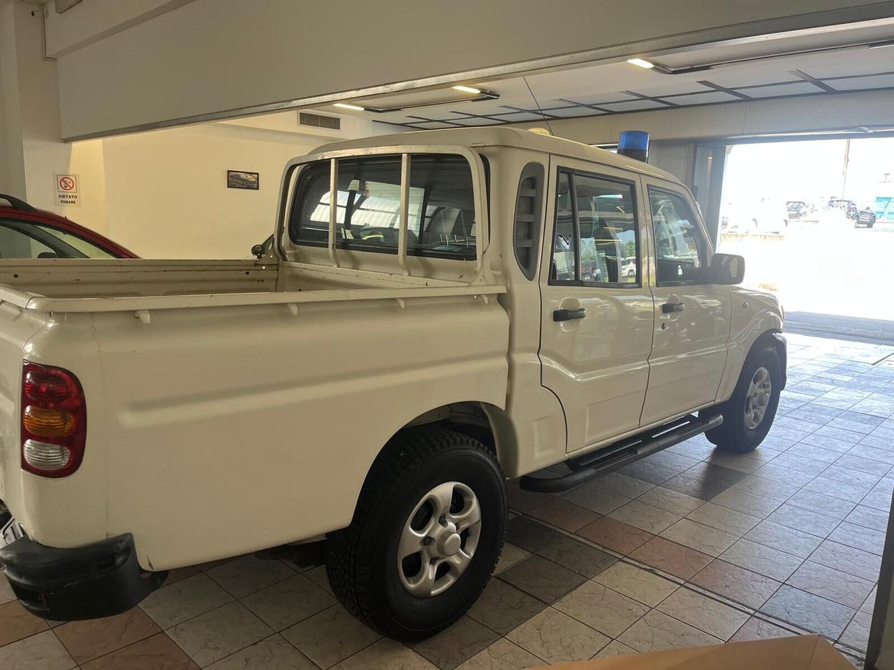 Mahindra Goa 2.2 CRDe 16V 4WD SC Pick-Up