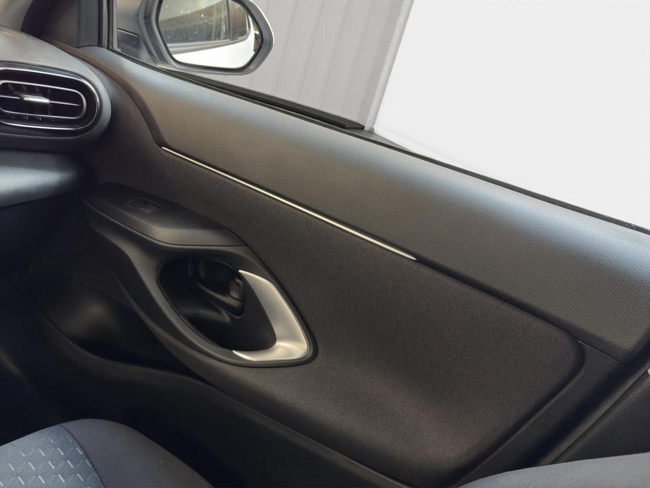 Toyota Yaris Cross 1.5h Active fwd 116cv e-cvt